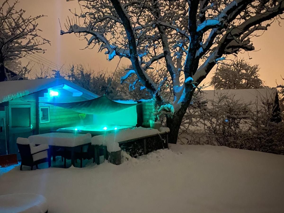 Alpenblick Nahe Muenchen Mit Outdoor Whirlpool - 21 Min Von Muenchen Mit Zug Assling Buitenkant foto